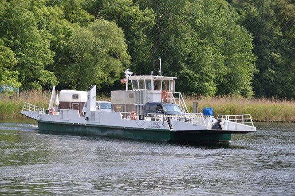 uberfahrt-mit-der-fahre_med